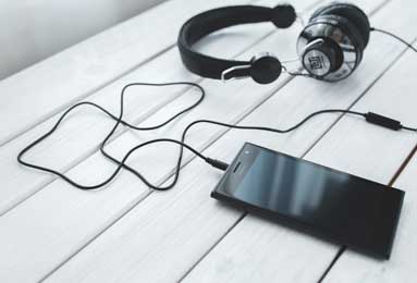 房卡必备教程“微信拼三张房卡链接在哪里买”房卡详细充值